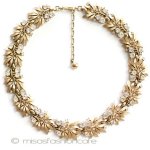 Ｔｒｉｆａｒｉ　 トリファリ フローラルネックレス