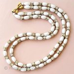 Trifari　 トリファリ 花ロングネックレス２連