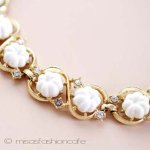 Ｔｒｉｆａｒｉ　 トリファリ 白いお花　ネックレス