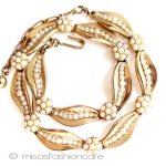 Ｔｒｉｆａｒｉ　 トリファリ 花パール　ネックレス