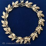 Trifari　 トリファリ ゴールドの葉ネックレス