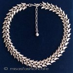 Trifari　 トリファリ アートデコ　銀葉