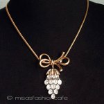 Ｔｒｉｆａｒｉ　 トリファリ 1950年葡萄ネックレス