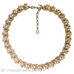 Trifari　 トリファリ パール金葉ネックレス