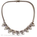 Ｔｒｉｆａｒｉ　 トリファリ クリスタル　ネックレス