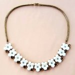 ヴィンテージアクセサリー トリファリ　 ガラスの花