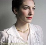 Trifarトリファリ ヒイラギ・ネックレス