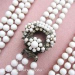 Original By Robert ミルクガラスネックレス