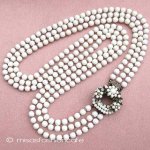 Original By Robert ミルクガラスネックレス