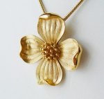 クラウンTrifar　ネックレス