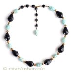 Ｔｒｉｆａｒｉ　 トリファリ アートガラス　ネックレス