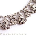 クリスタル　ネックレス