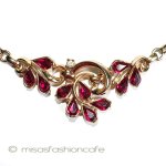 Ｔｒｉｆａｒｉ　 トリファリ フローラル　ネックレス