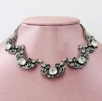 アンティーク豪華ネックレス 透かしシルバーフラワー