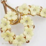 クラウンTrifari お花ネックレス