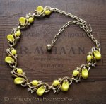 Trifari　トリファリ　 　フローラル ネックレス