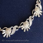 クラウン　トリファリ Ｔｒｉｆａｒｉ銀花ネックレス