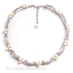 Ｔｒｉｆａｒｉ　 トリファリ パール花　 ネックレス