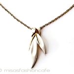 ヴィンテージアクセサリー トリファリ　白リボン