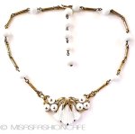 ヴィンテージアクセサリー トリファリ ガラスの花 ヴィンテージアクセサリー トリファリ ガラスの花