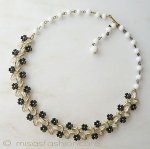 Coro　小花ネックレス