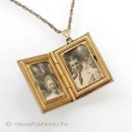 12Kgf ロケット ネックレス