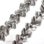 Ｔｒｉｆａｒｉ　 トリファリ リーフ　ネックレス