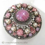 Austria製大振りブローチ