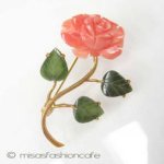 珊瑚のローズ ブローチ