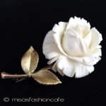 象牙アイボリー　14Kgf ローズ花　ブローチ