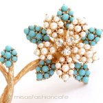 Ｋｒａｍｅｒ　お花ブローチ パールRSターコイズ