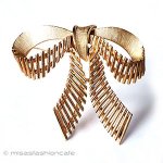 Trifari トリファリ 金リボン ブローチ Trifari トリファリ 金リボン ブローチ