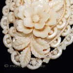 セルロイドお花ブローチ