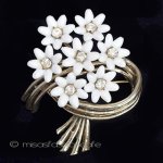 ＣＯＲＯ　ブローチ ホワイトブーケ