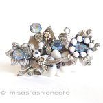 Original by Robert ミルクガラス花ブーケ