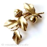 アンティークジュエリー どんぐり ブローチ アンティークジュエリー どんぐり ブローチ