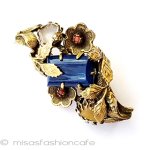 アンティークジュエリー 天然石&花ブローチ アンティークジュエリー 天然石&花ブローチ