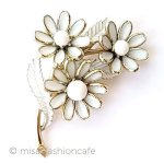 Trifari　 トリファリ ガラスのお花ブーケ