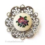 ヴィンテージブローチ プチポアン刺繍お花 ヴィンテージブローチ プチポアン刺繍お花