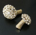 Castlecliff刻印　セット きのこブローチ　２個