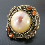 Original By Robert　 　ブローチ兼ペンダント。