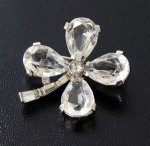 クラウンTrifari　ブローチ