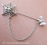 Ｔｒｉｆａｒｉ　 トリファリ 蜘蛛の巣　ブローチ