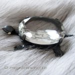 カメ亀 ブローチ