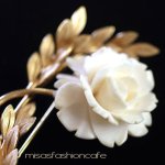 象牙アイボリー 12Kgf ローズ　ブローチ