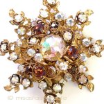 DeMario NY　花ブローチ