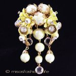 パール&クリスタル花ブローチ パール&クリスタル花ブローチ
