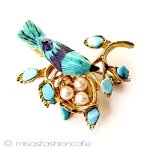 ＳＷＯＢＯＤＡ スワボダ 真珠・天然石 鳥ブローチ