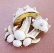 （画像用） クラウントリファリ Trifari きのこブローチ
