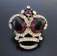 （画像用） クラウン　ブローチ